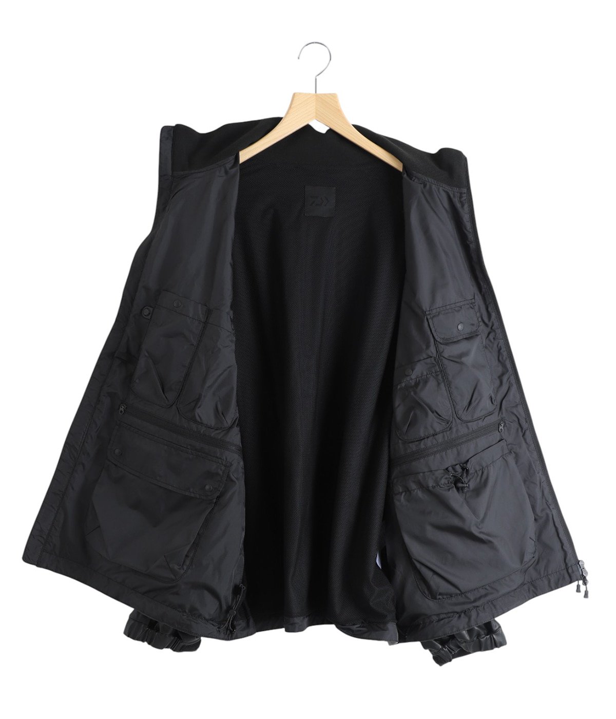 TECH SYNTHETIC SKIN WINDBREAKER JACKET | DAIWA PIER39(ダイワ ピア
