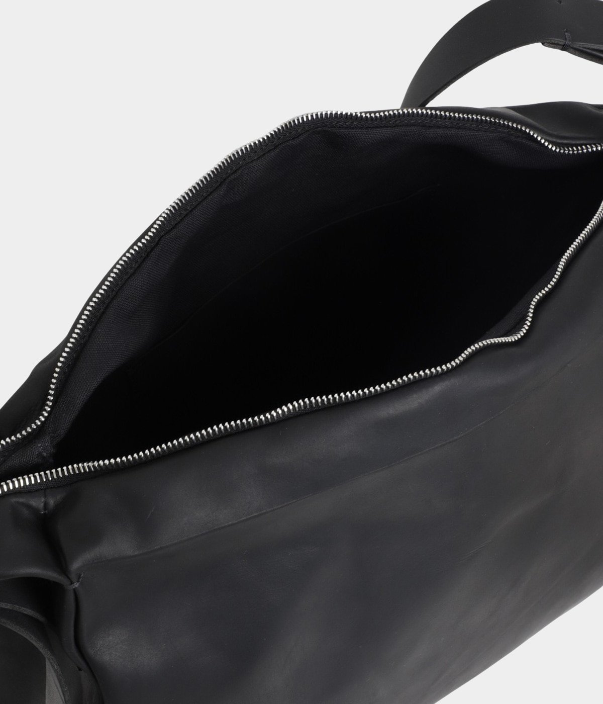 large rectangular shoulder bag | m.a+(エムエークロス) / バッグ