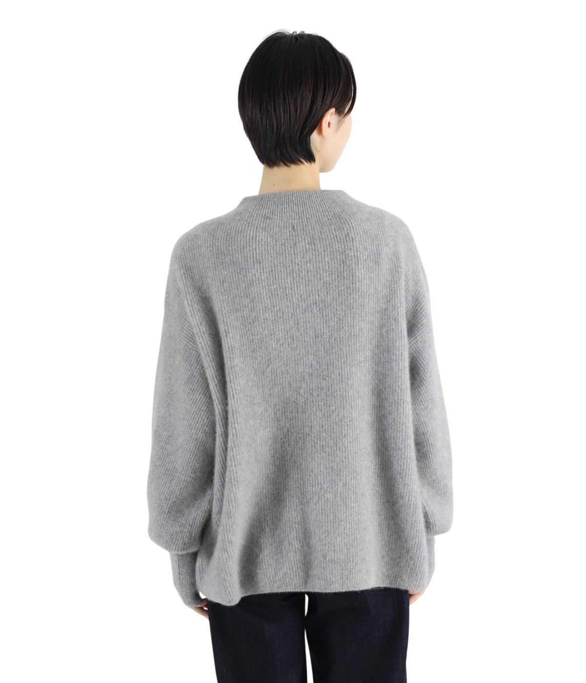 バトナー BATONER　Cashmere fox V-neck　グレー wunder__official “BATONER” CASHMERE-FOX CREW NECK GRAY / BLUE