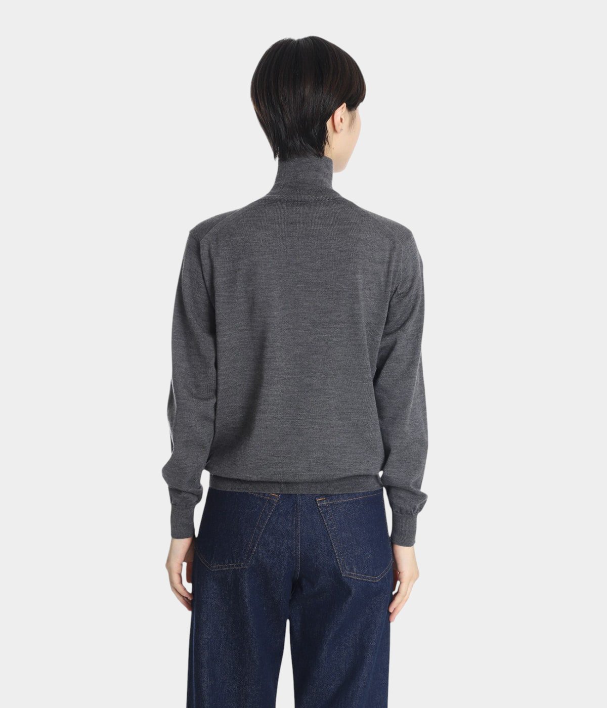 model（166cm） 着用サイズ：00