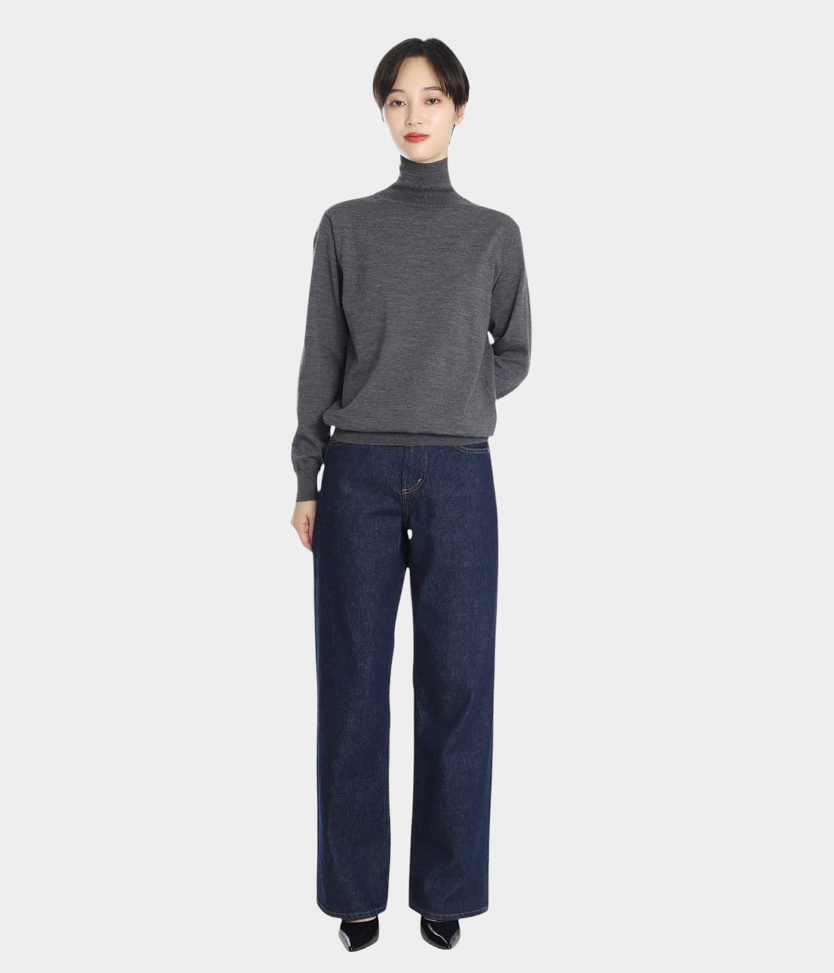 model（166cm） 着用サイズ：00