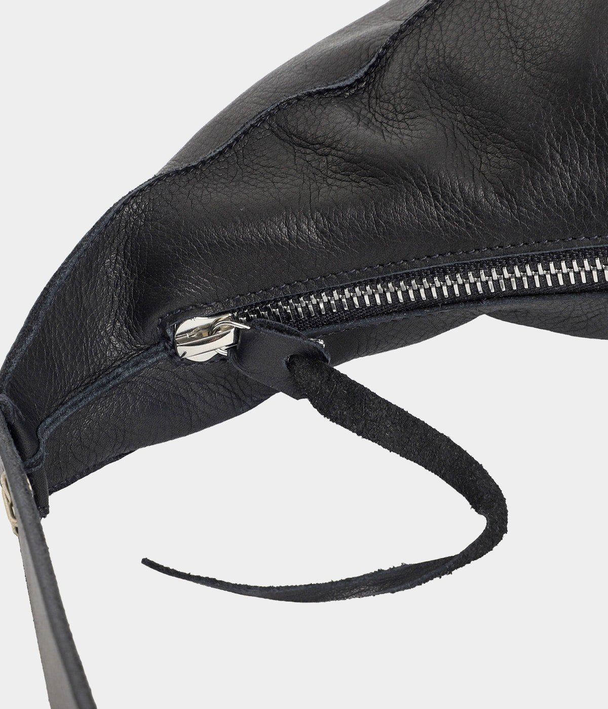 medium banana bag w/silver cross handle | m.a+(エムエークロス