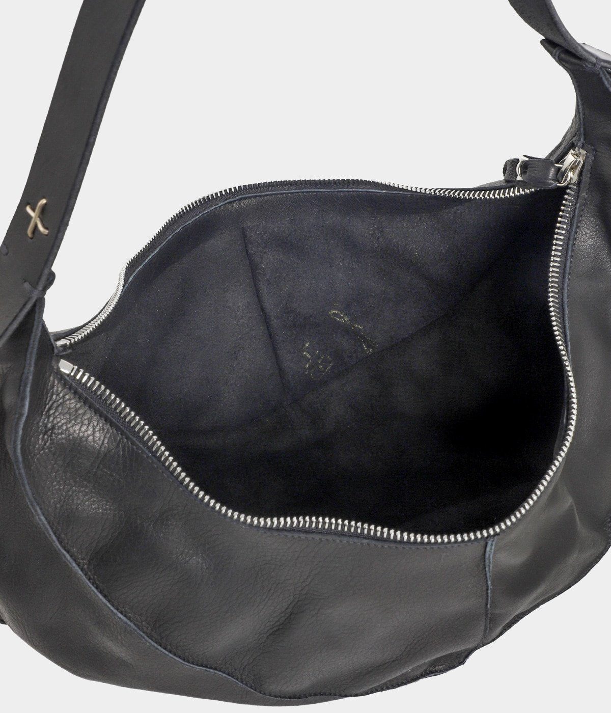 medium banana bag w/silver cross handle | m.a+(エムエークロス