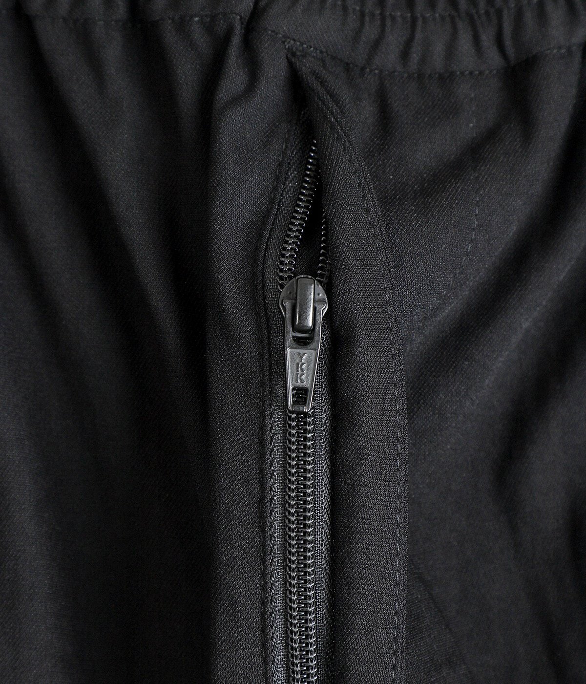 TECH LIGHT EASY TROUSERS | DAIWA PIER39(ダイワ ピアサーティナイン