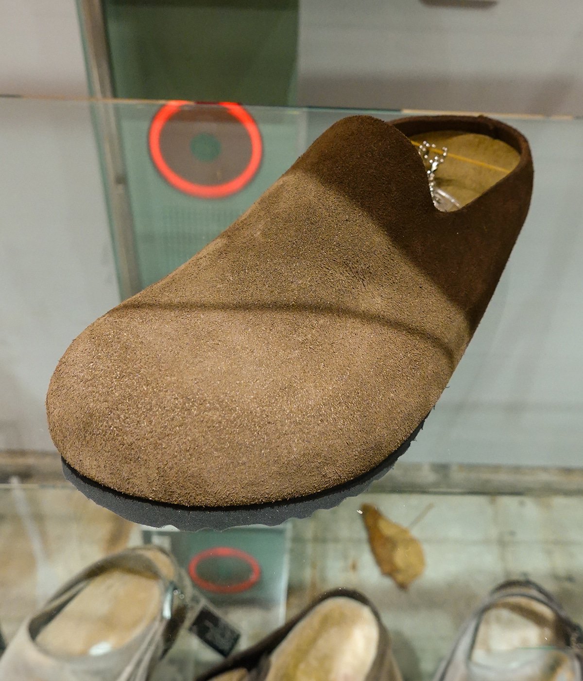 予約】Amsterdam Wrapped LEVE Carafe(レギュラー) | BIRKENSTOCK