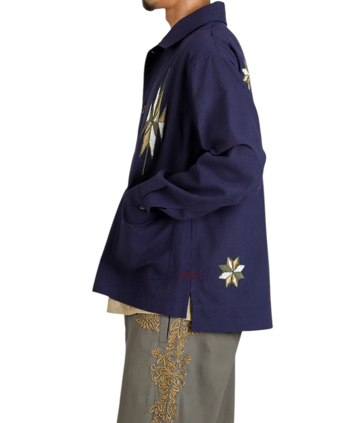 model(175cm / 60kg)B85 W75 H92 着用サイズ：M