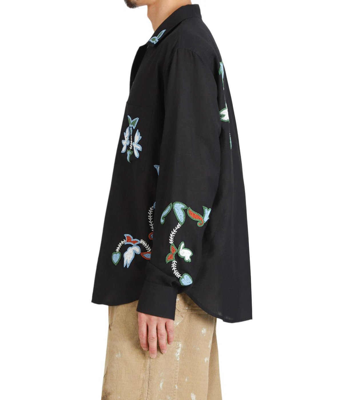 model（175cm / 60kg）B85 W75 H92 着用サイズ：M