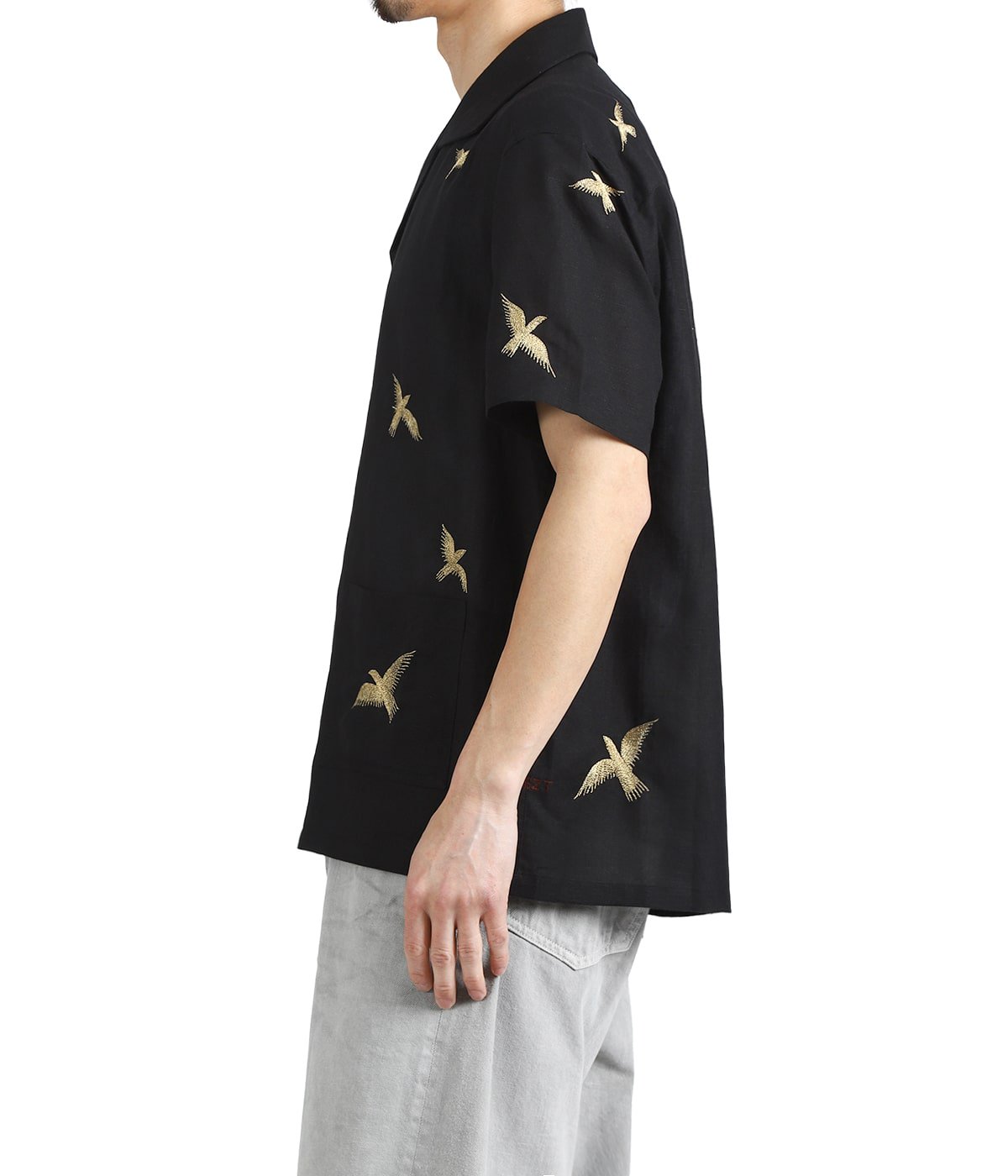 model(175cm / 60kg)B85 W75 H92 着用サイズ：M
