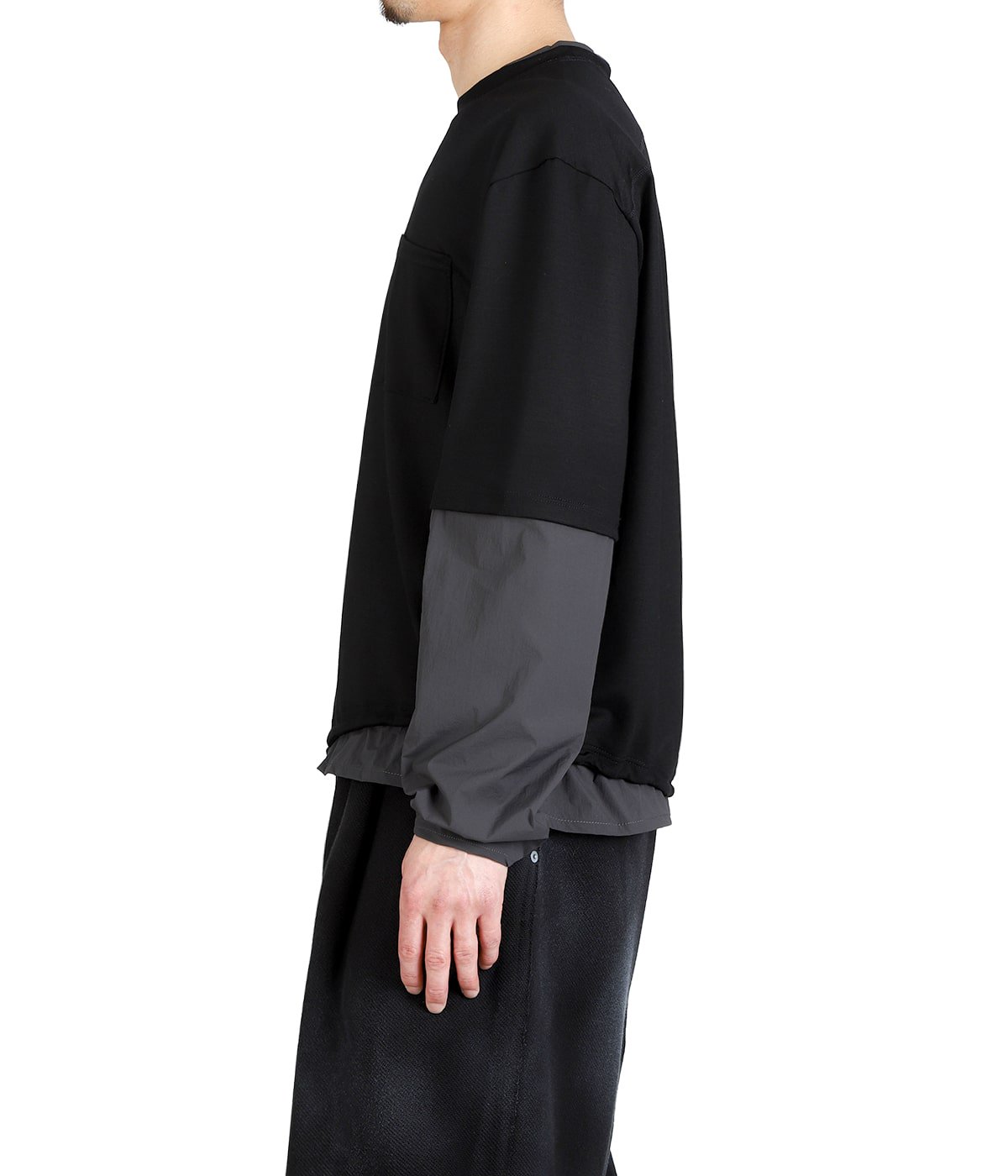 model（175cm / 60kg）B85 W75 H92 着用サイズ：2