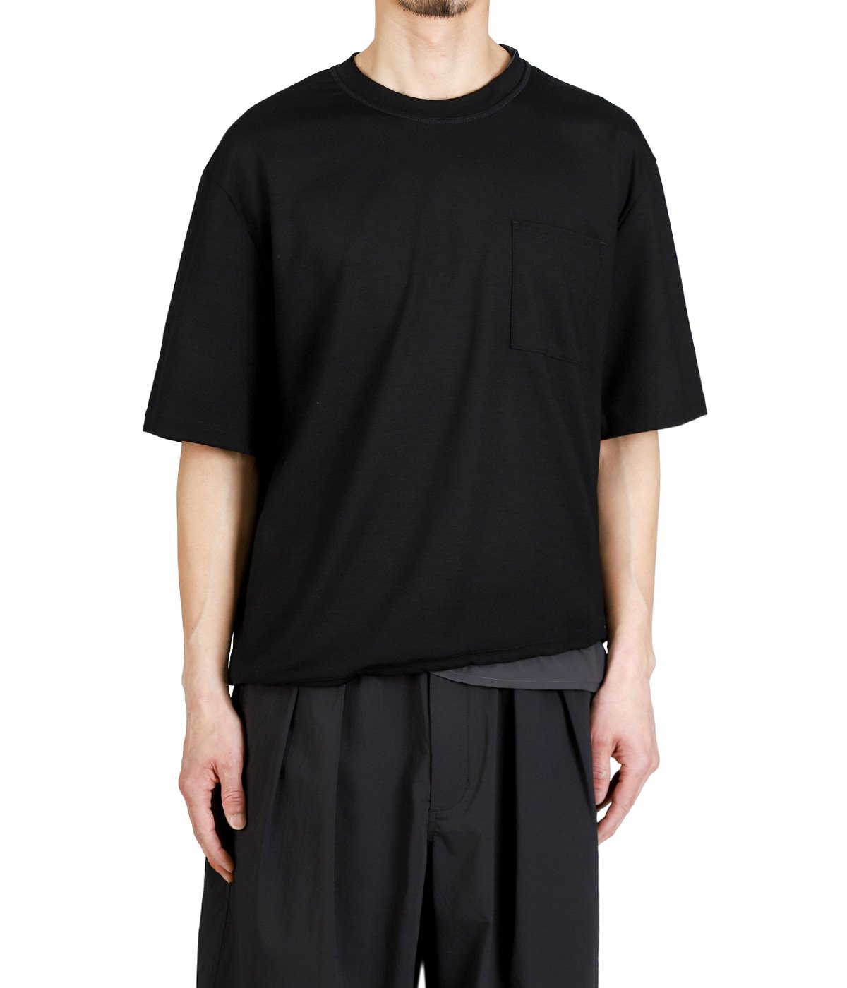 model（175cm / 60kg）B85 W75 H92 着用サイズ：2