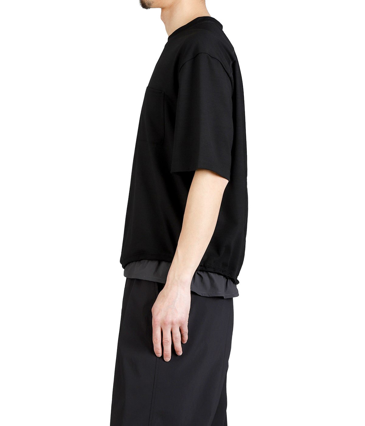 model（175cm / 60kg）B85 W75 H92 着用サイズ：2