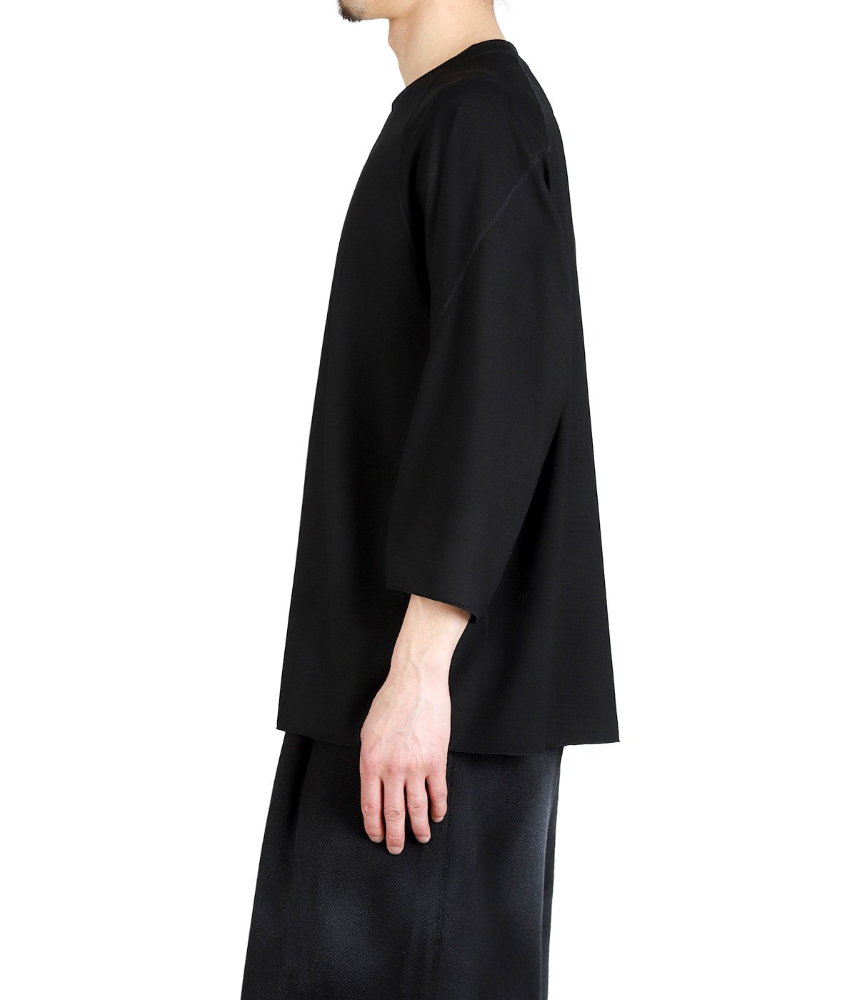 model（175cm / 60kg）B85 W75 H92 着用サイズ：2