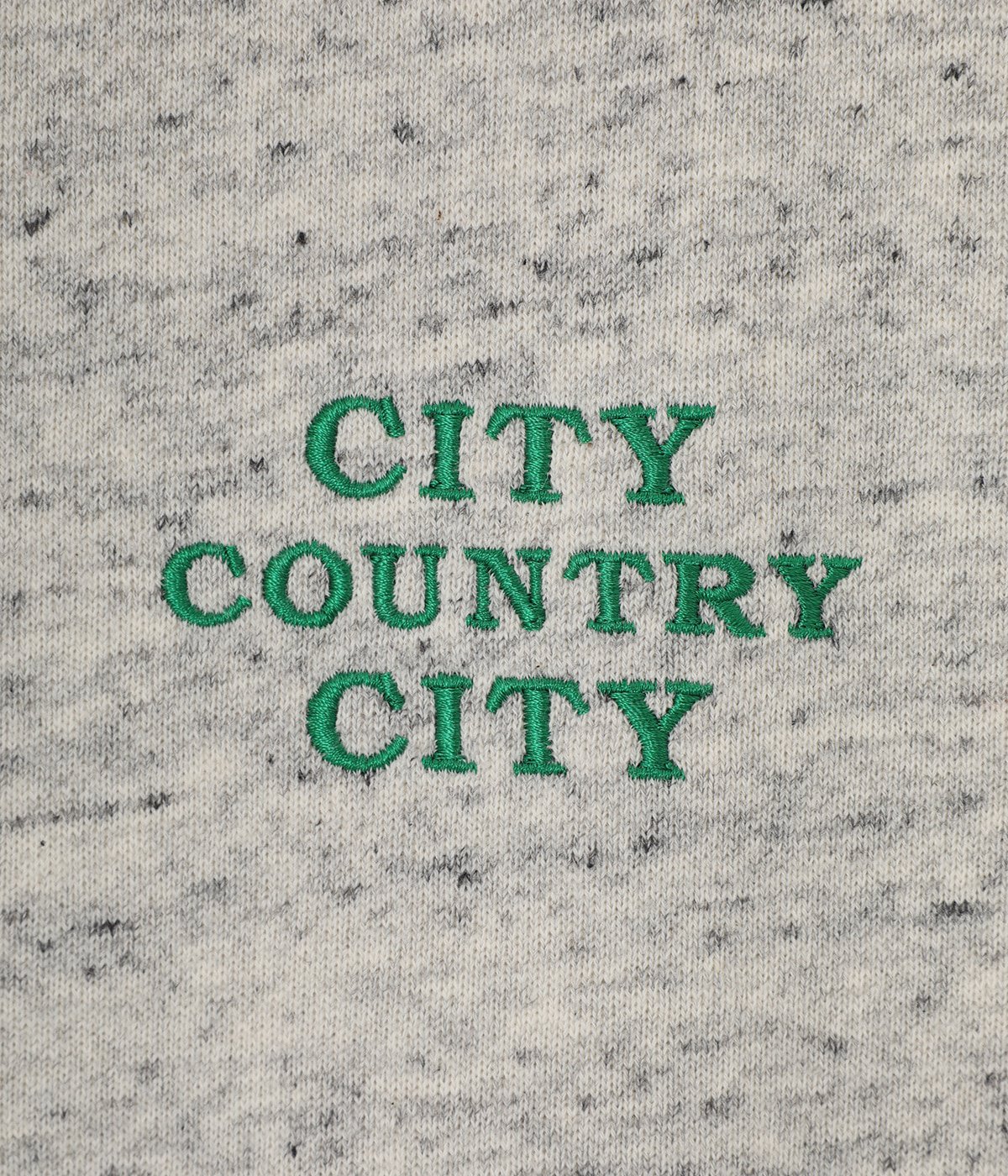 EMBROIDERED LOGO ZIP UP HOODIE | CITY COUNTRY CITY(シティー