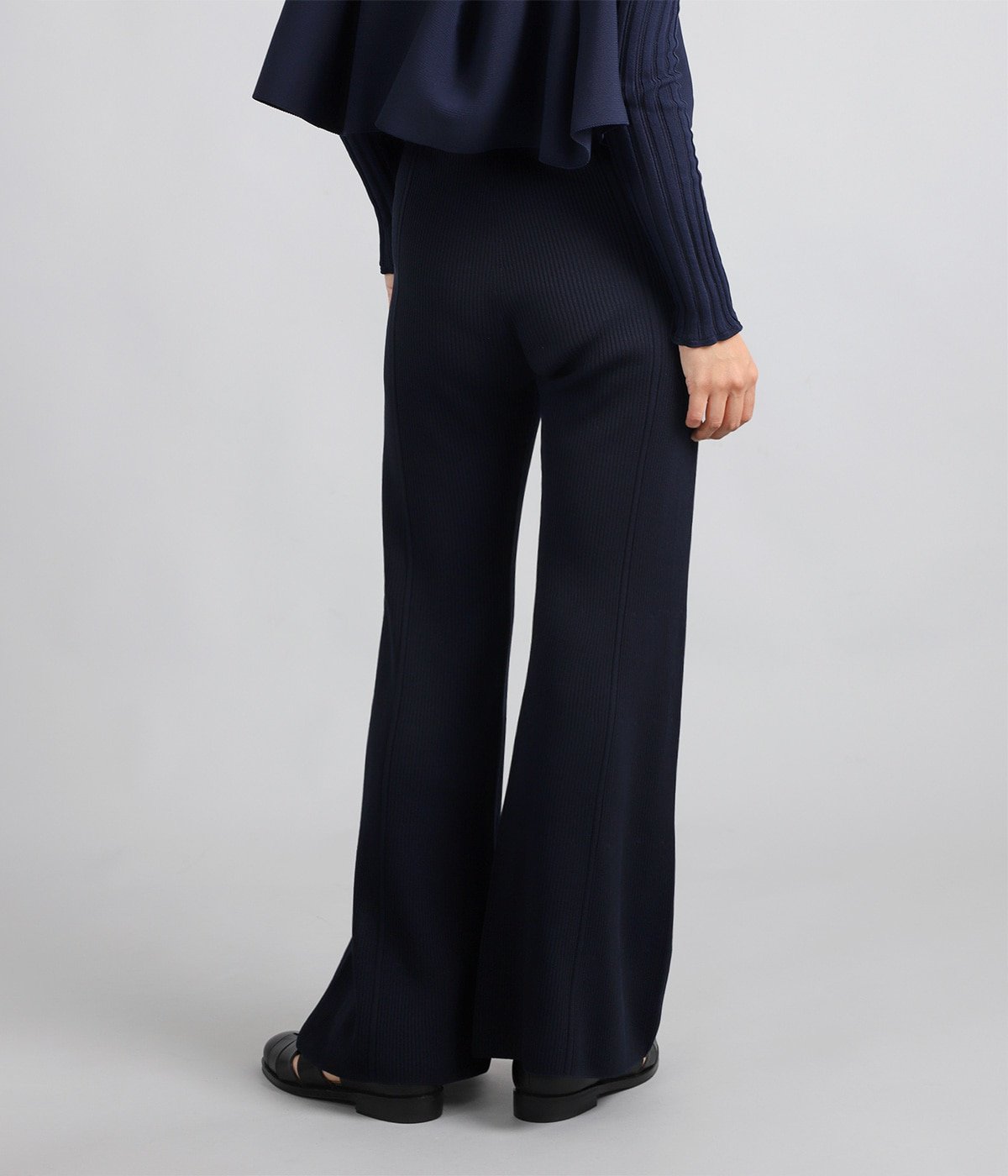 レディース】SOFT PORTRAIT TIGHT FLARE PANTS | CFCL(シーエフ