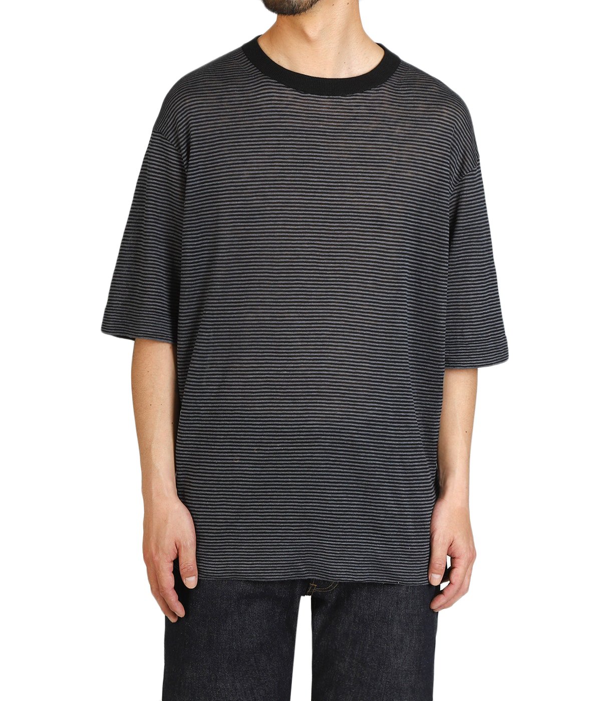 model（184cm / 63kg）B85 W80 H102 着用サイズ：48