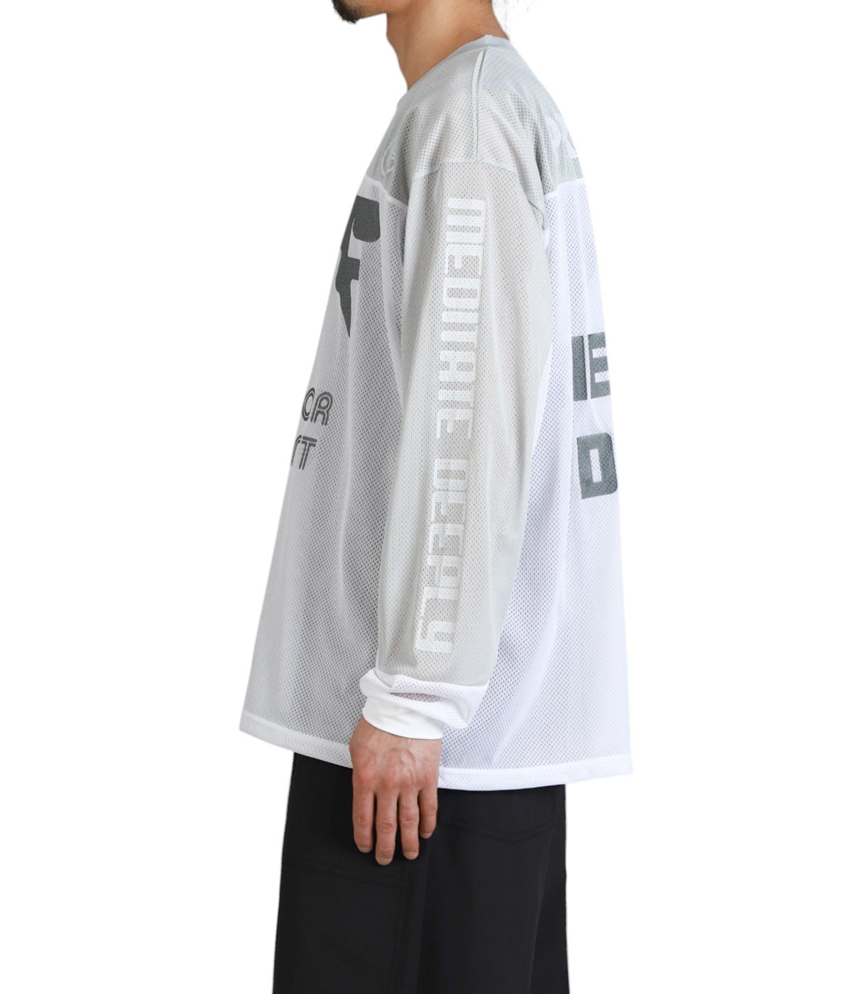 model(175cm / 60kg)B85 W75 H92 着用サイズ：L