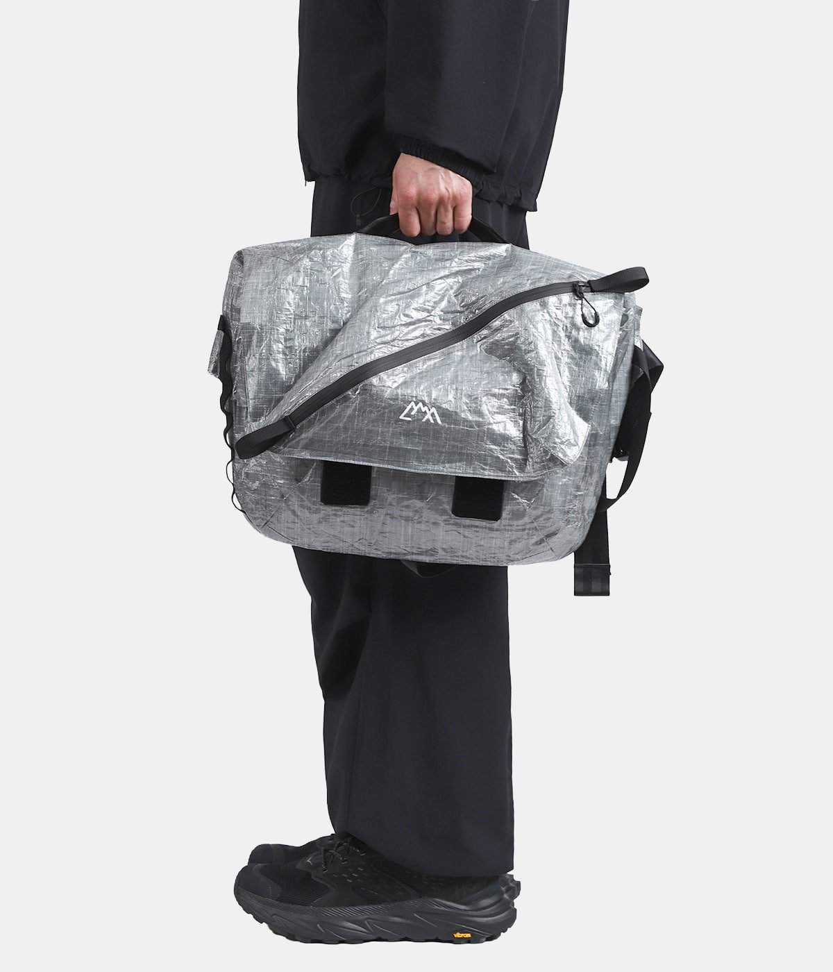 MESSENGER BAG DYNEEMA | CMF OUTDOOR GARMENT(シーエムエフ