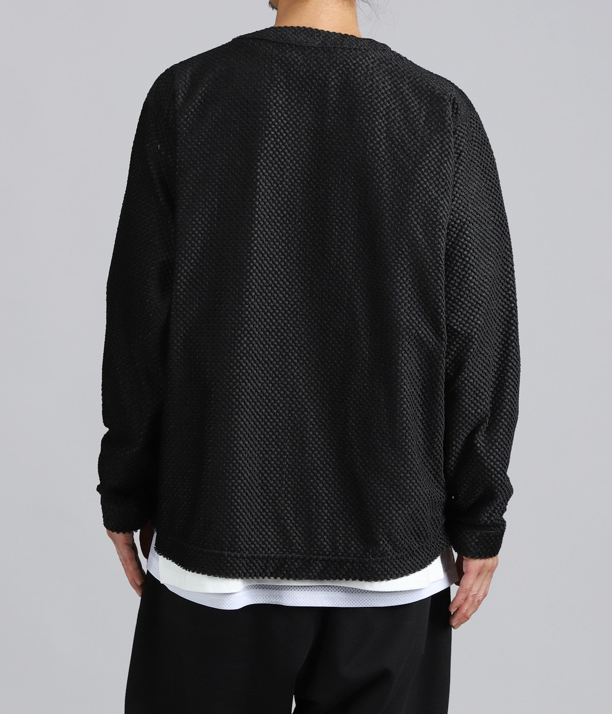 model（175cm / 60kg）B85 W75 H92 着用サイズ：L