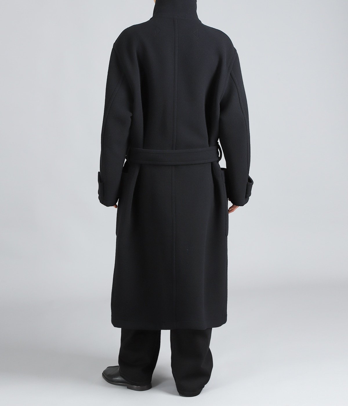 model（175cm / 60kg）B85 W75 H92 着用サイズ：S