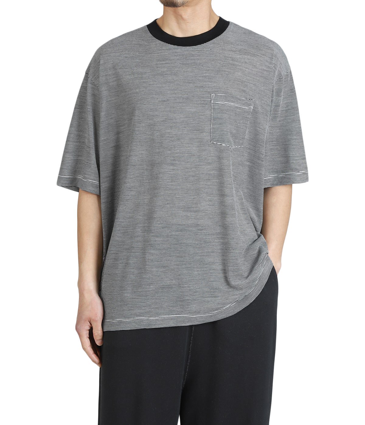 model（175cm / 60kg）B85 W75 H92 着用サイズ：L