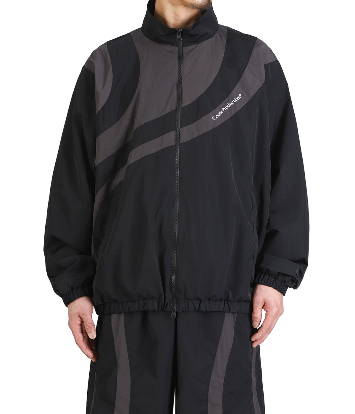 Cootie Productions ブラックジャンパー Nylon Paneling Track Jacket | COOTIE PRODUCTIONS(クーティー