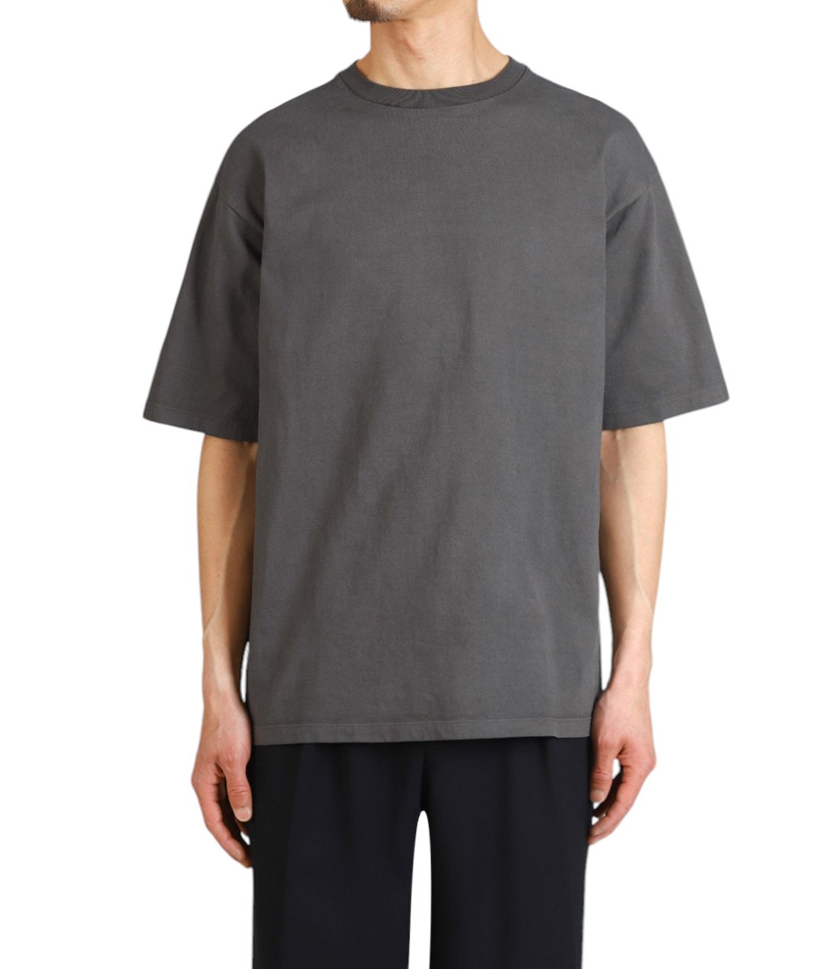 model（175cm / 60kg）B85 W75 H92 着用サイズ：2