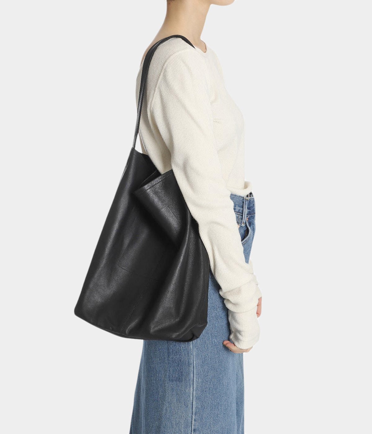 バッグ CYLINDER M CYLINDER M BLACK | FUDGE UP NOTHING