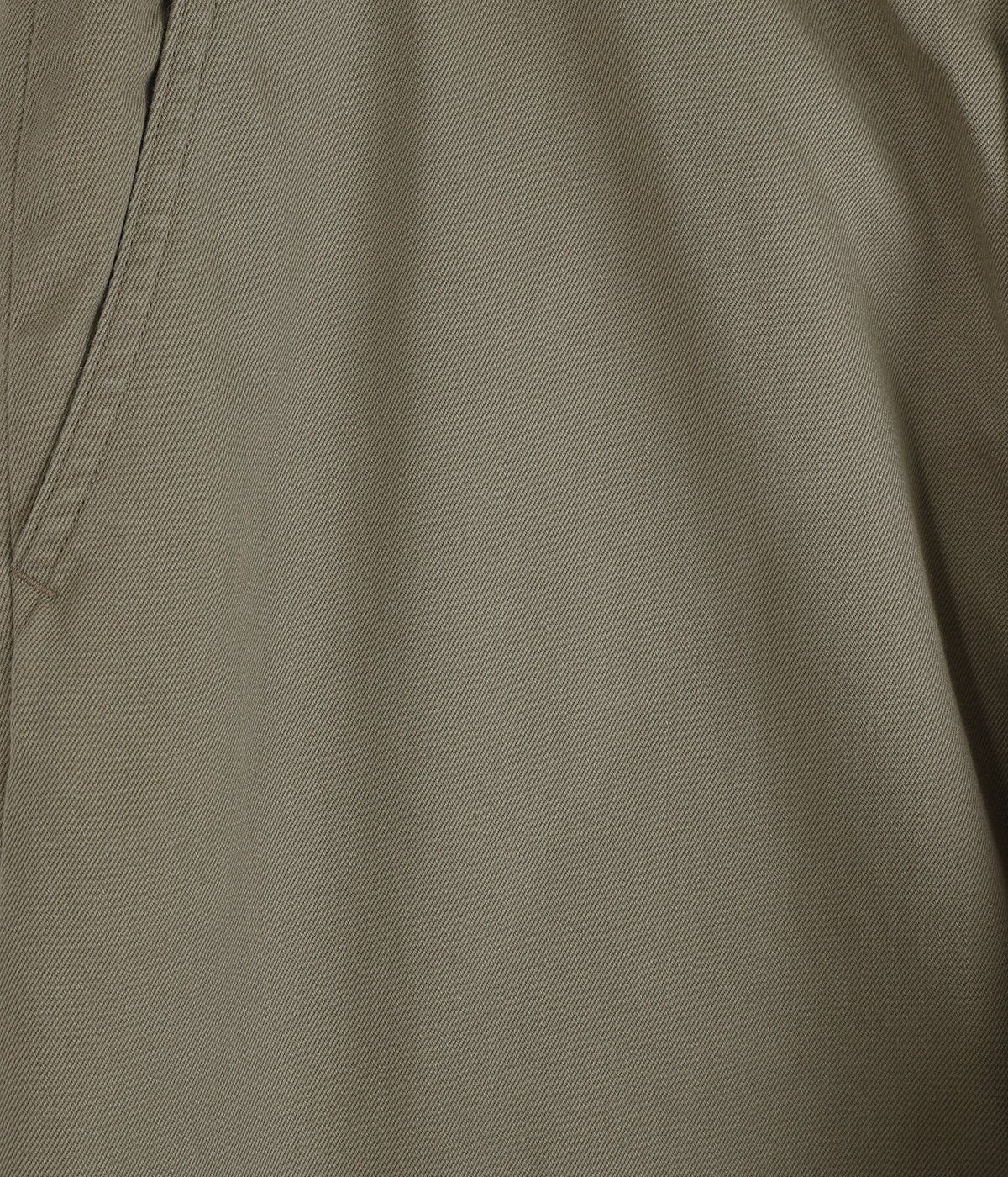 KHAKI チノパンツ | COMOLI(コモリ) / パンツ チノパンツ (メンズ)の
