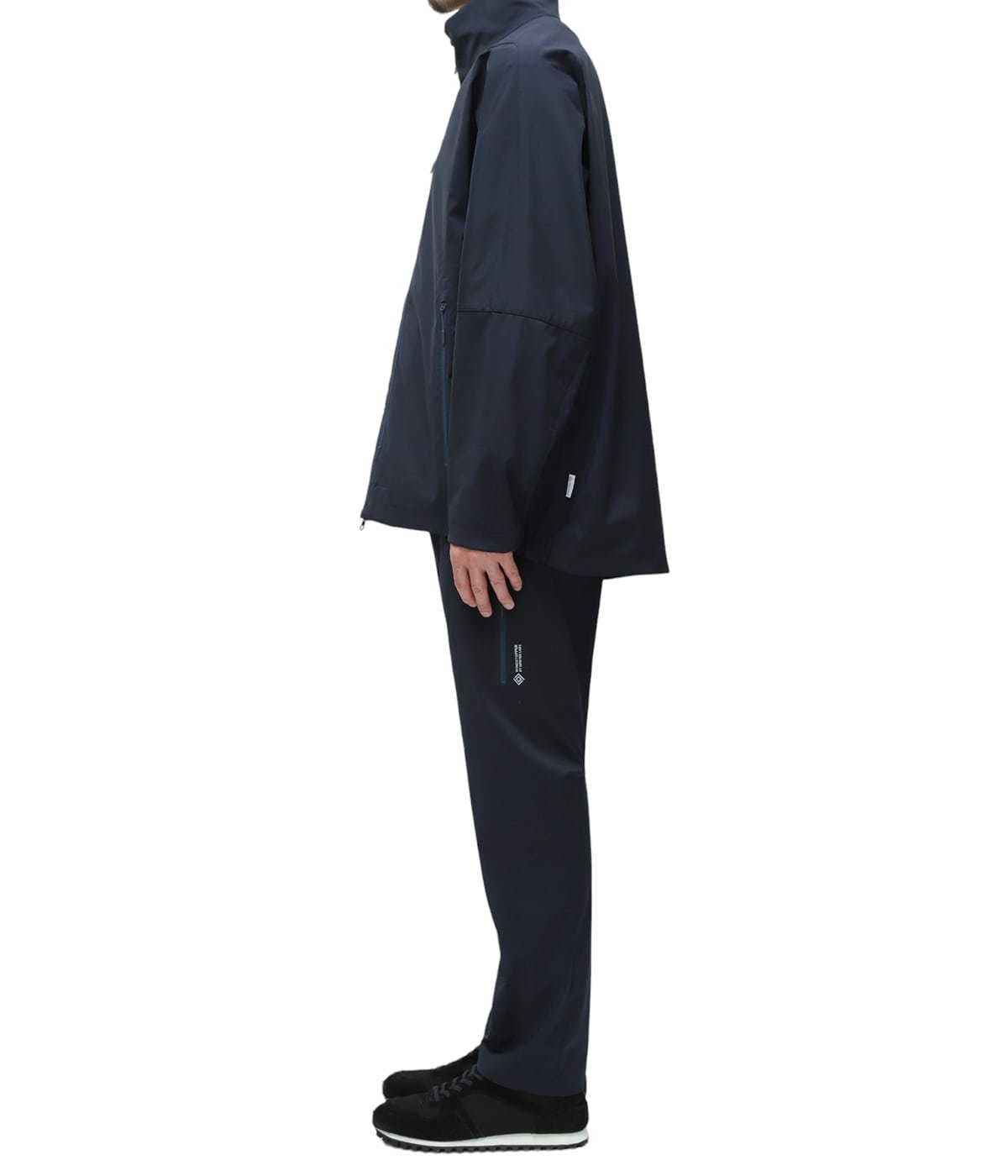 model(175cm / 60kg)B85 W75 H92 着用サイズ：M