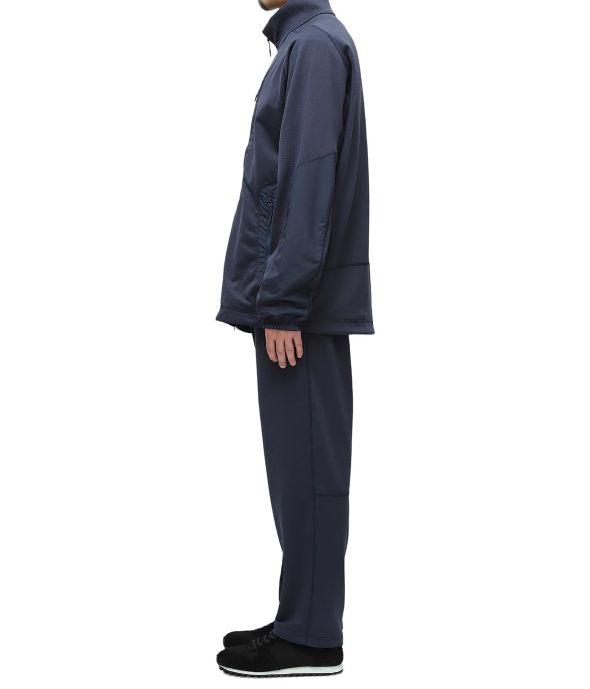 model(175cm / 60kg)B85 W75 H92 着用サイズ：M