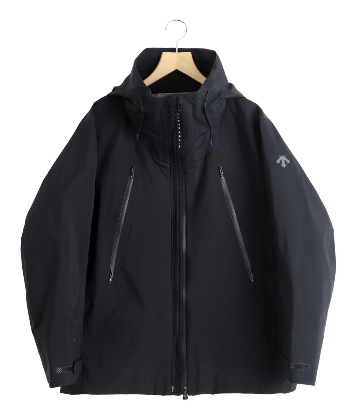 HARD SHELL JACKET “GORE-TEX C-KINT CREAS“ | DESCENTE ALLTERRAIN