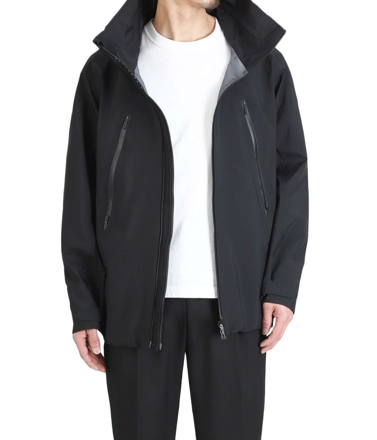 DESCENTE メンズ ブラック ジャケット DESCENTE ALLTERRAIN（デサント オルテライン）の「DESCENTE