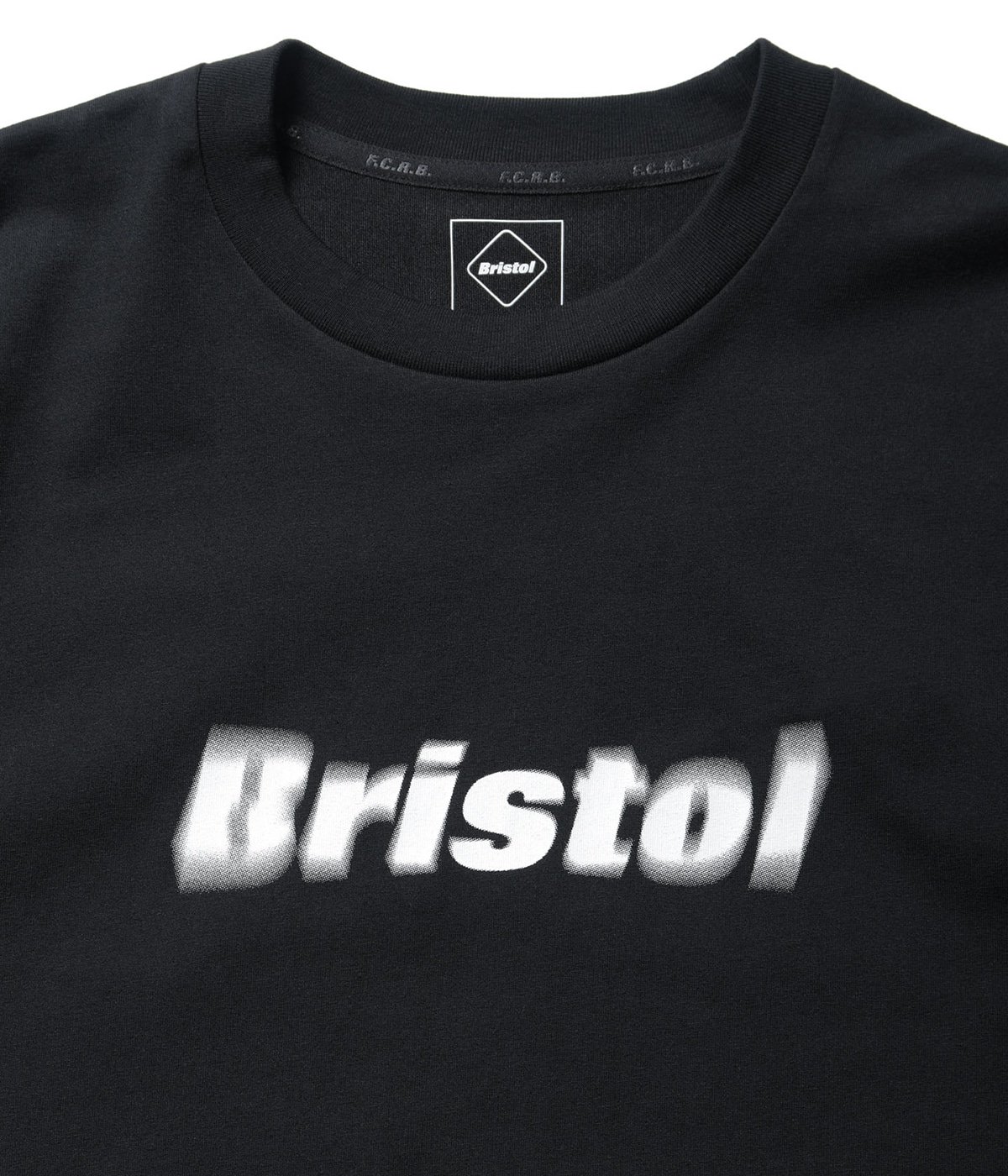 BLURRED LOGO TEE | F.C.Real Bristol(エフシーレアルブリストル) / トップス カットソー半袖・Tシャツ  (メンズ)の通販 - ARKnets 公式通販