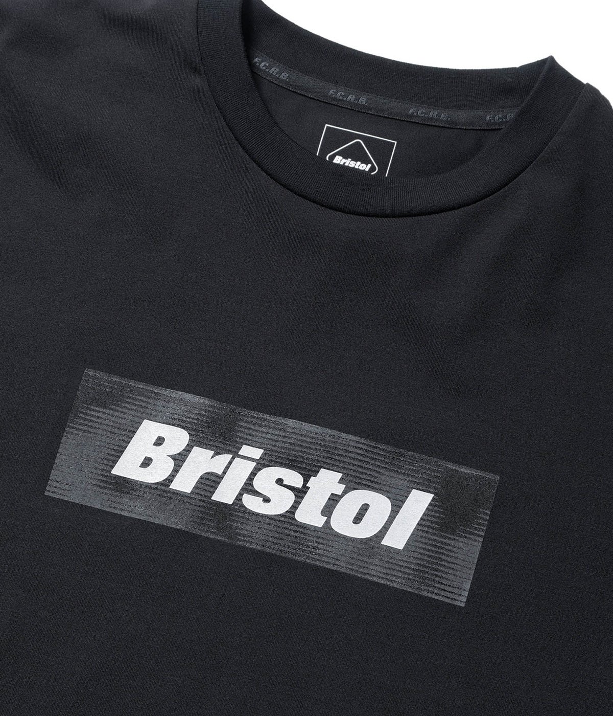 M FCRB Bristol BLURRED LOGO TEE ブラック