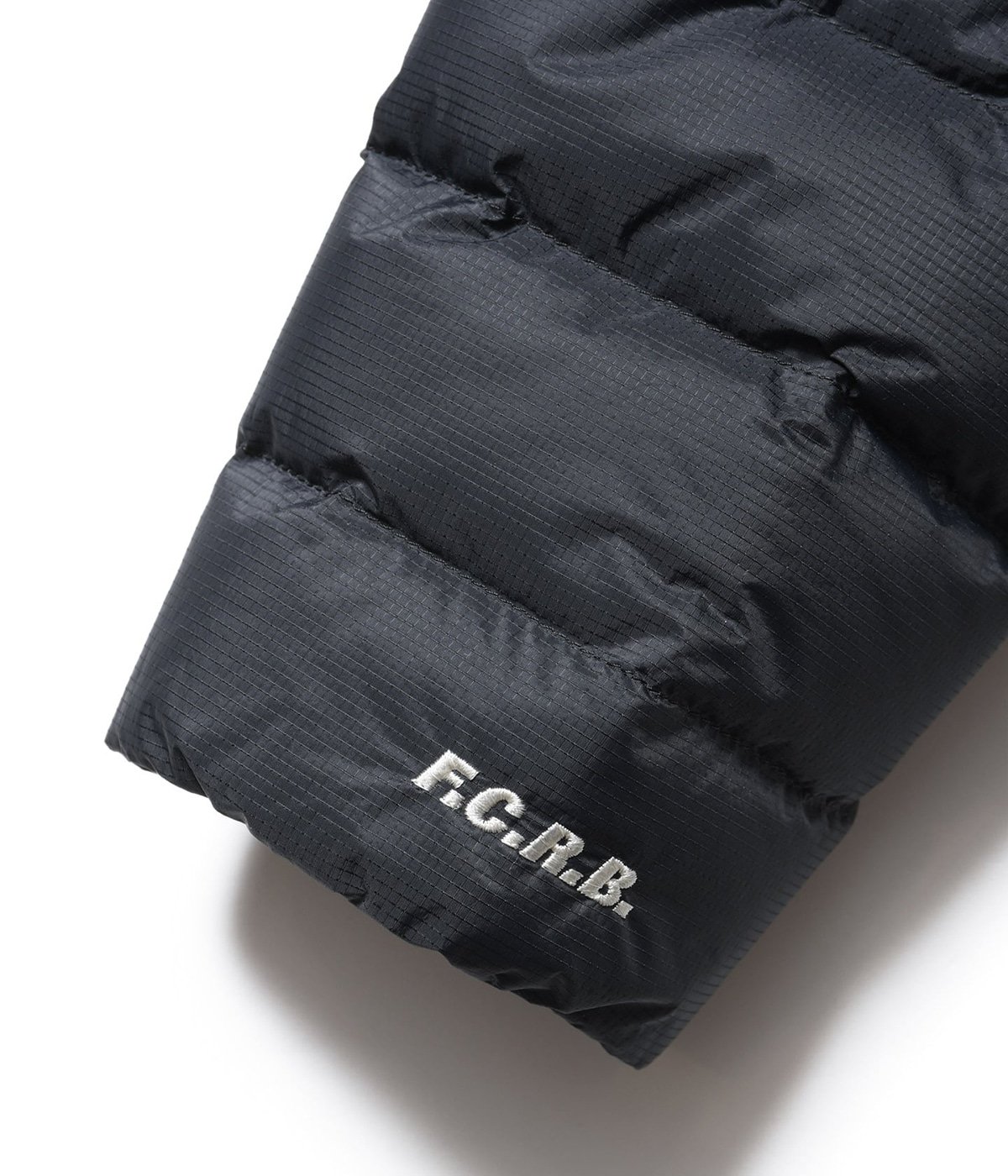 EXPEDITION DOWN JACKET | F.C.Real Bristol(エフシーレアルブリストル 