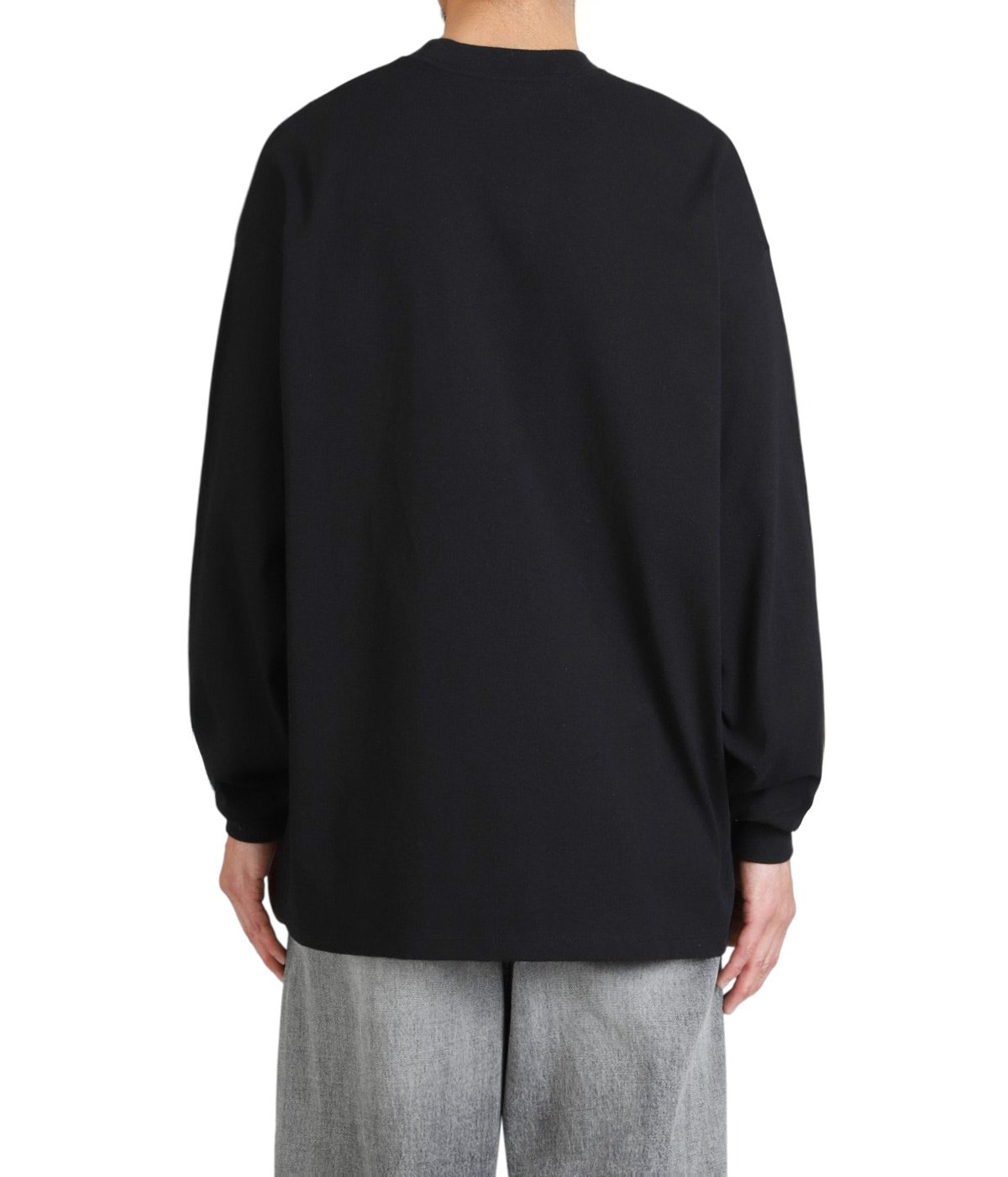 model(175cm / 60kg)B85 W75 H92 着用サイズ：M