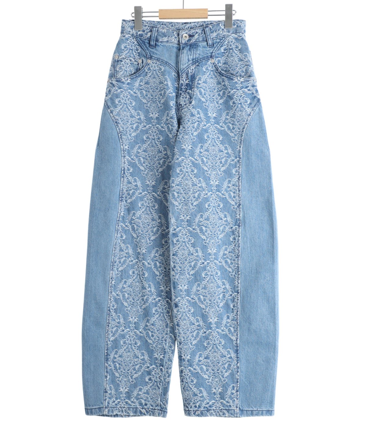 レディース】DAMASK-JACQUARD DENIM CURVE-FIT HIGH-RISE JEANS