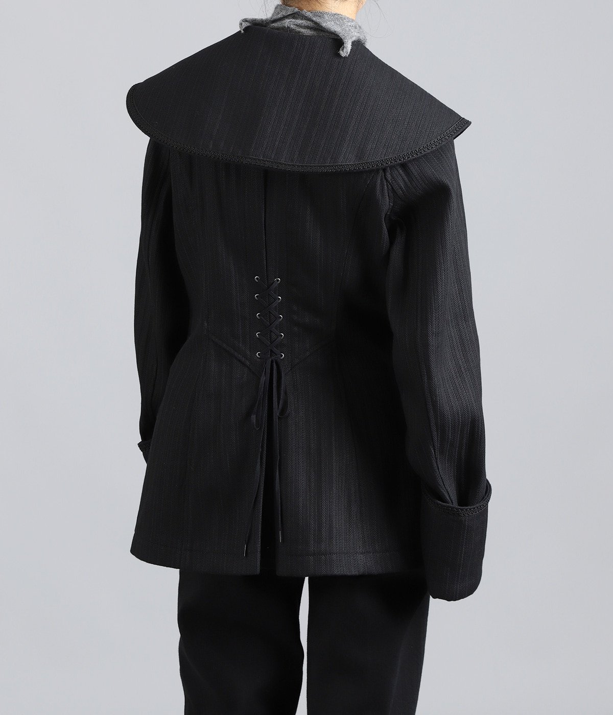 model（162cm） 着用サイズ：36