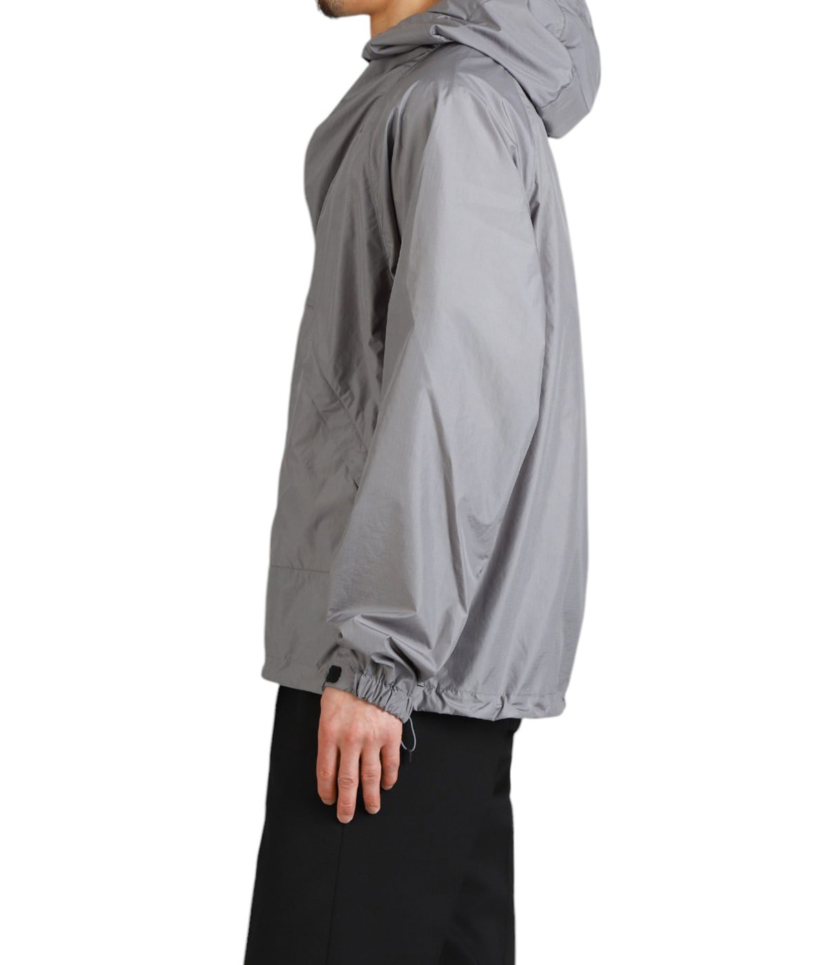 model（175cm / 60kg）B85 W75 H92 着用サイズ：2