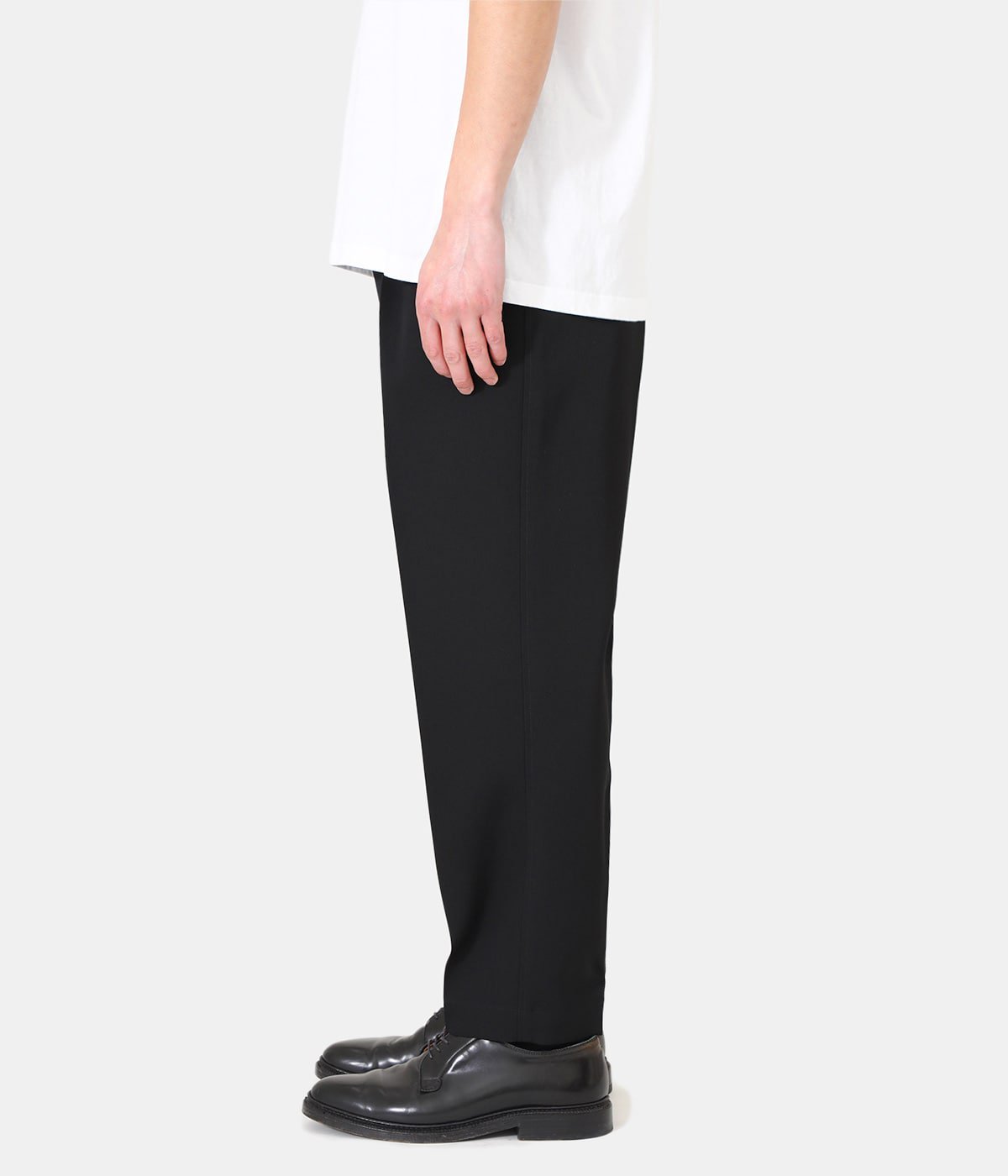 Graphpaper Scale Off Wool Tapered Slacks | www.angeloawards.com