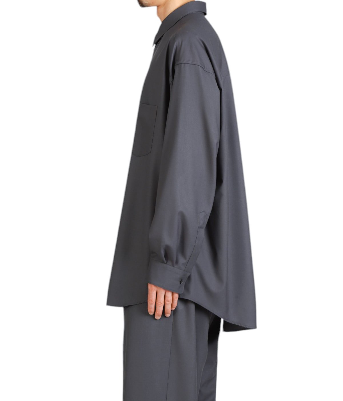 model（175cm / 60kg）B85 W75 H92 着用サイズ：1