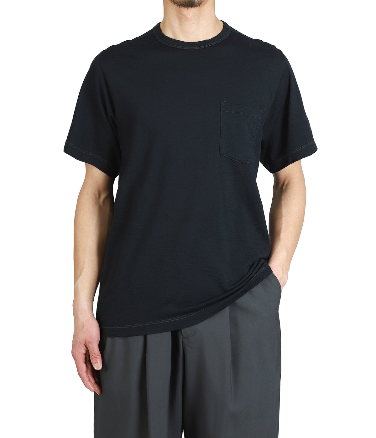 model（175cm / 60kg）B85 W75 H92 着用サイズ：2