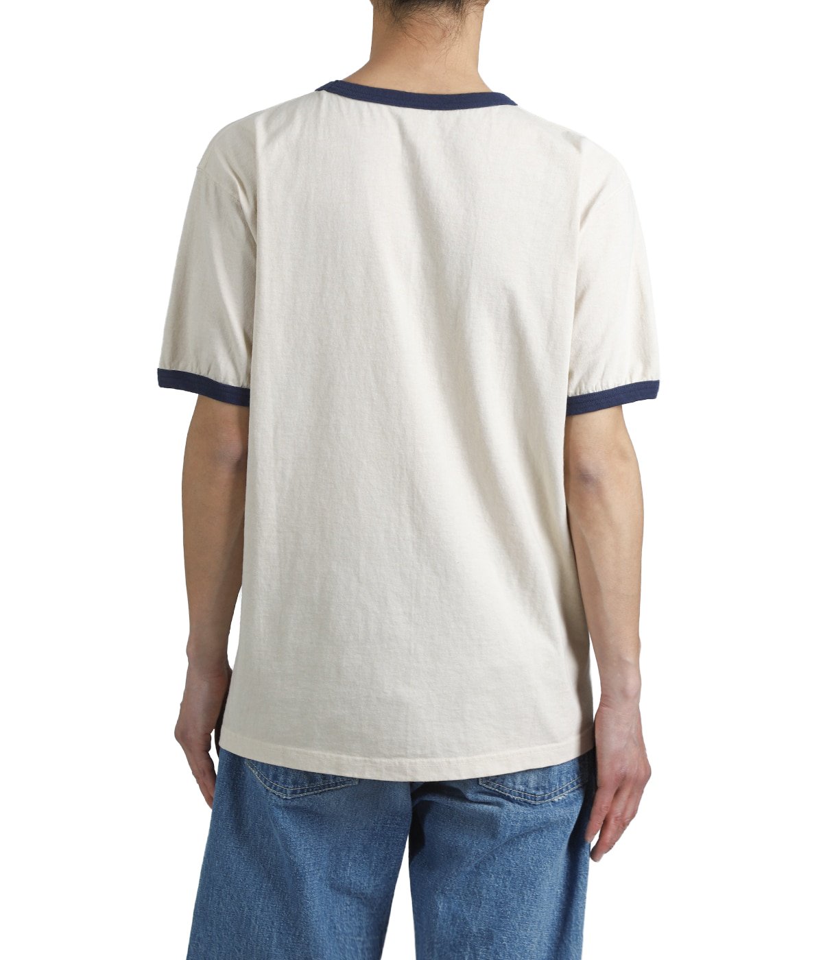 model（175cm / 60kg）B85 W75 H92 着用サイズ：L