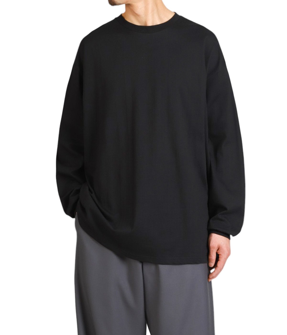 model（175cm / 60kg）B85 W75 H92 着用サイズ：FREE(ONE)