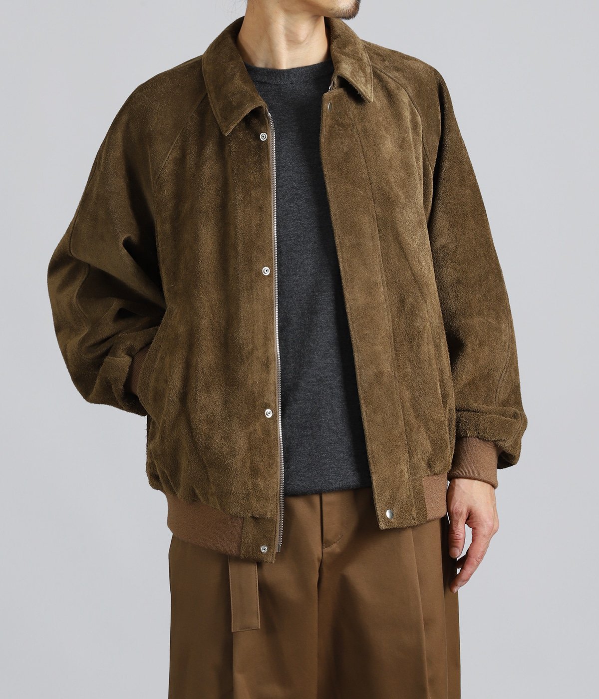 model（175cm / 60kg）B85 W75 H92 着用サイズ：1