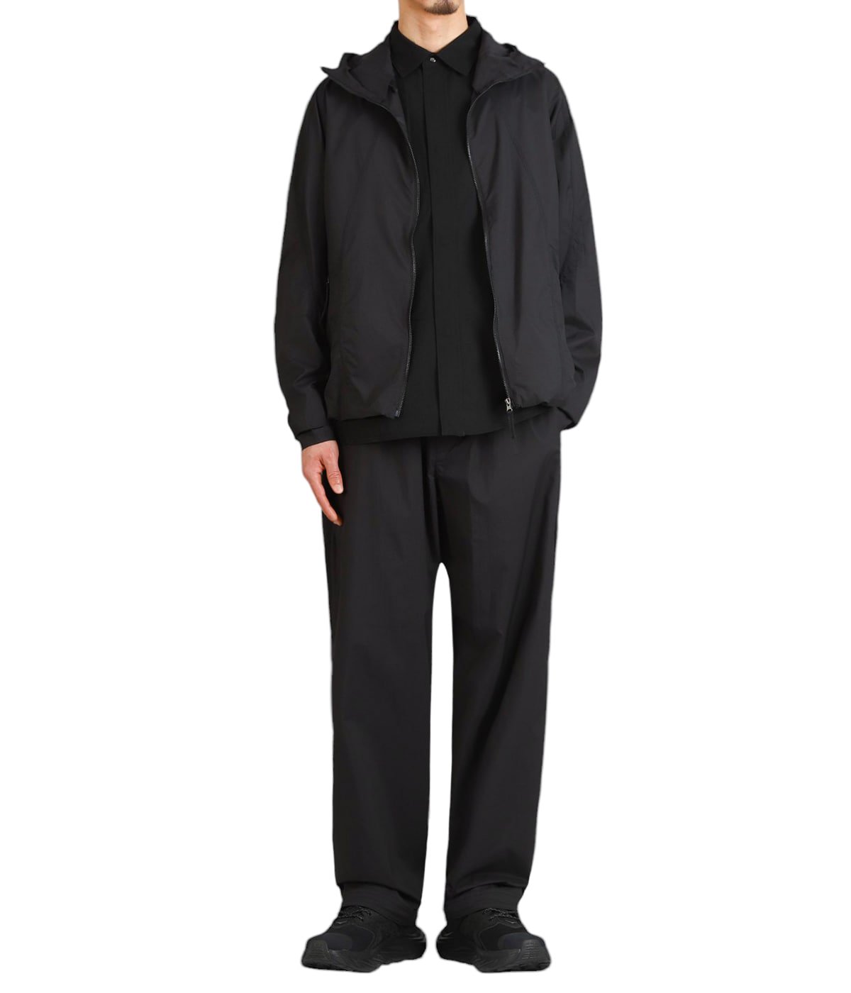 model（175cm / 60kg）B85 W75 H92 着用サイズ：2
