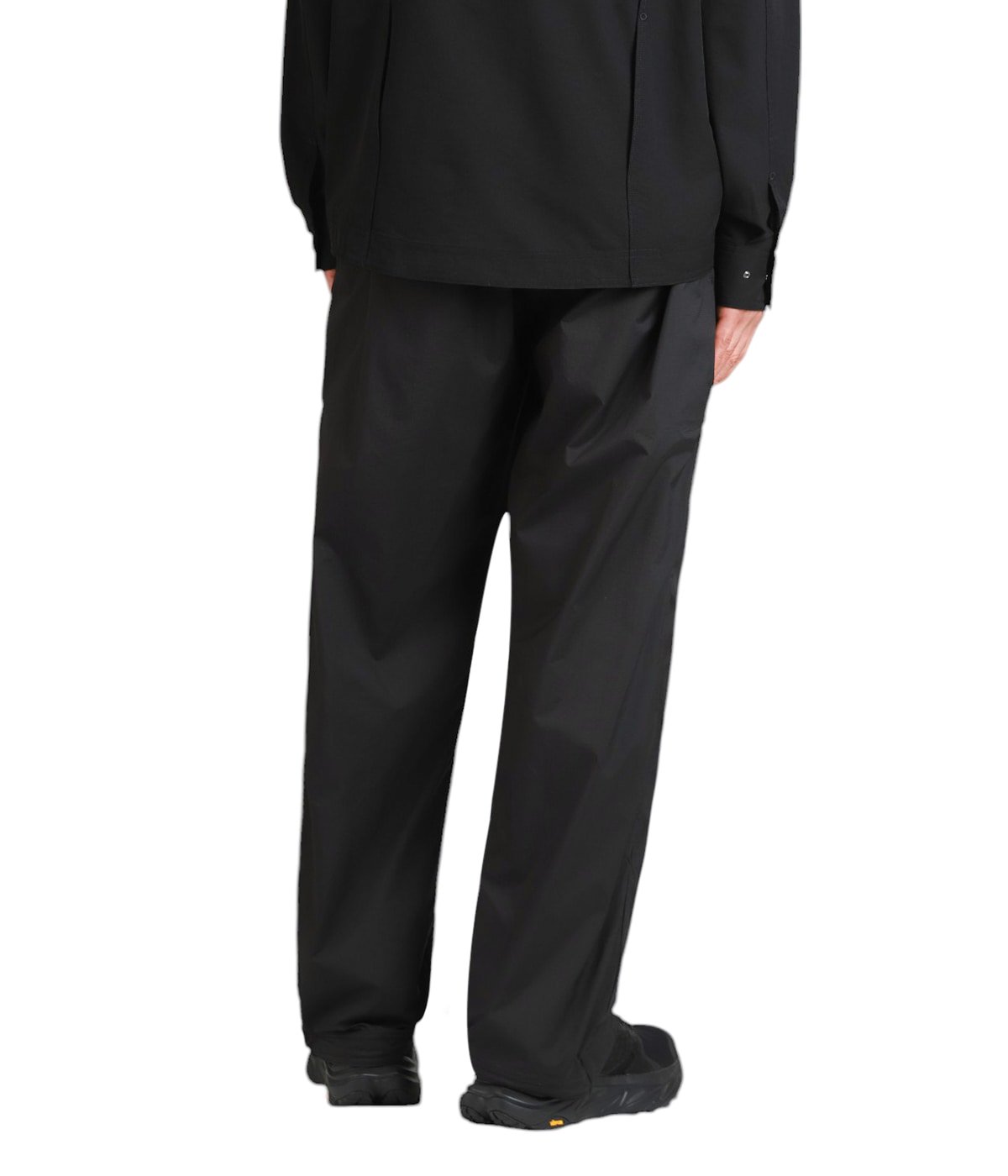 model（175cm / 60kg）B85 W75 H92 着用サイズ：2