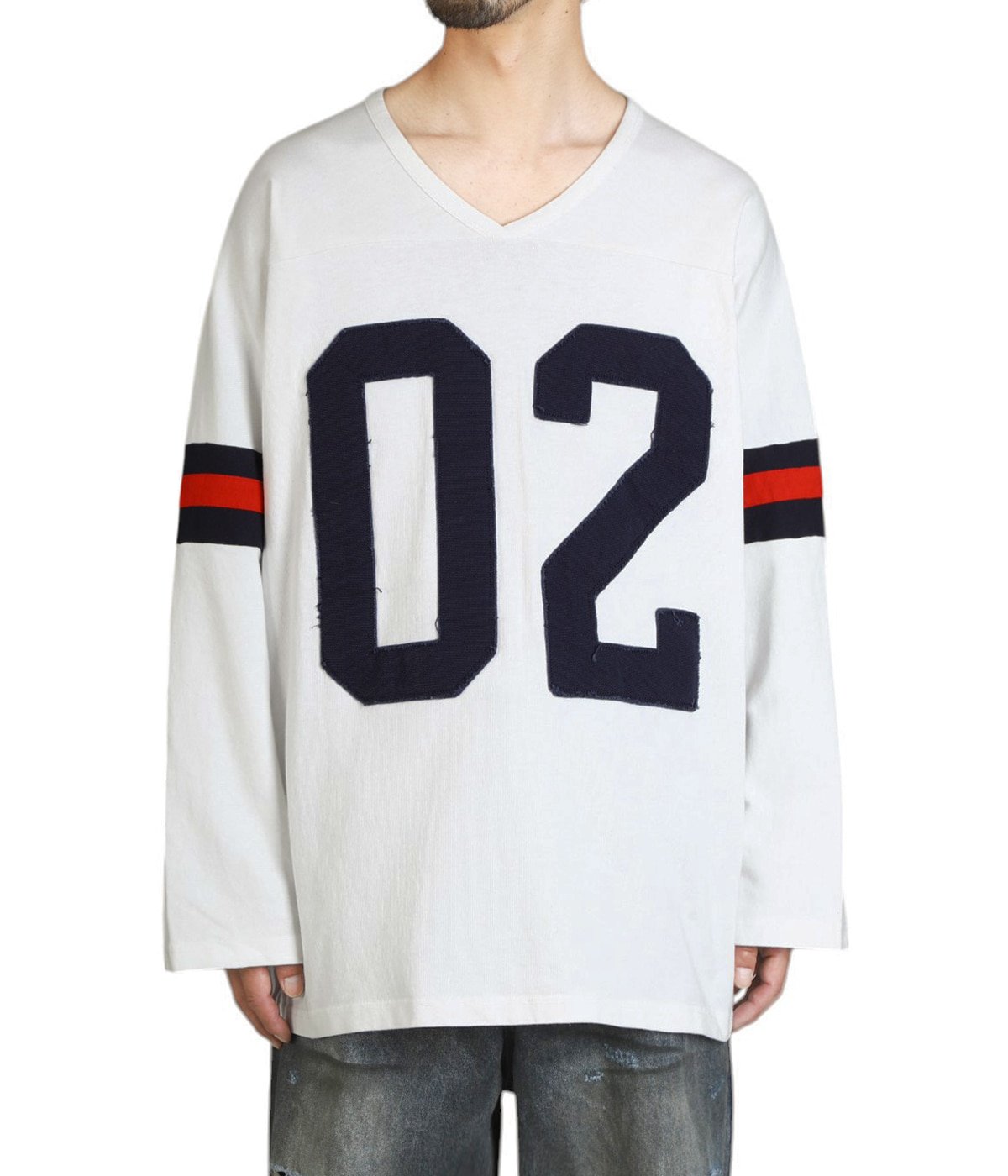model（184cm / 63kg）B85 W80 H102 着用サイズ：XL