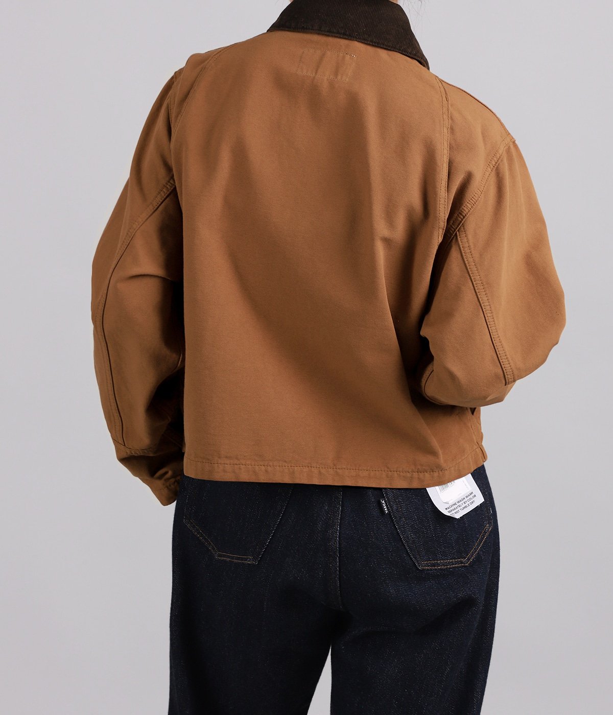 model（162cm） 着用サイズ：XS