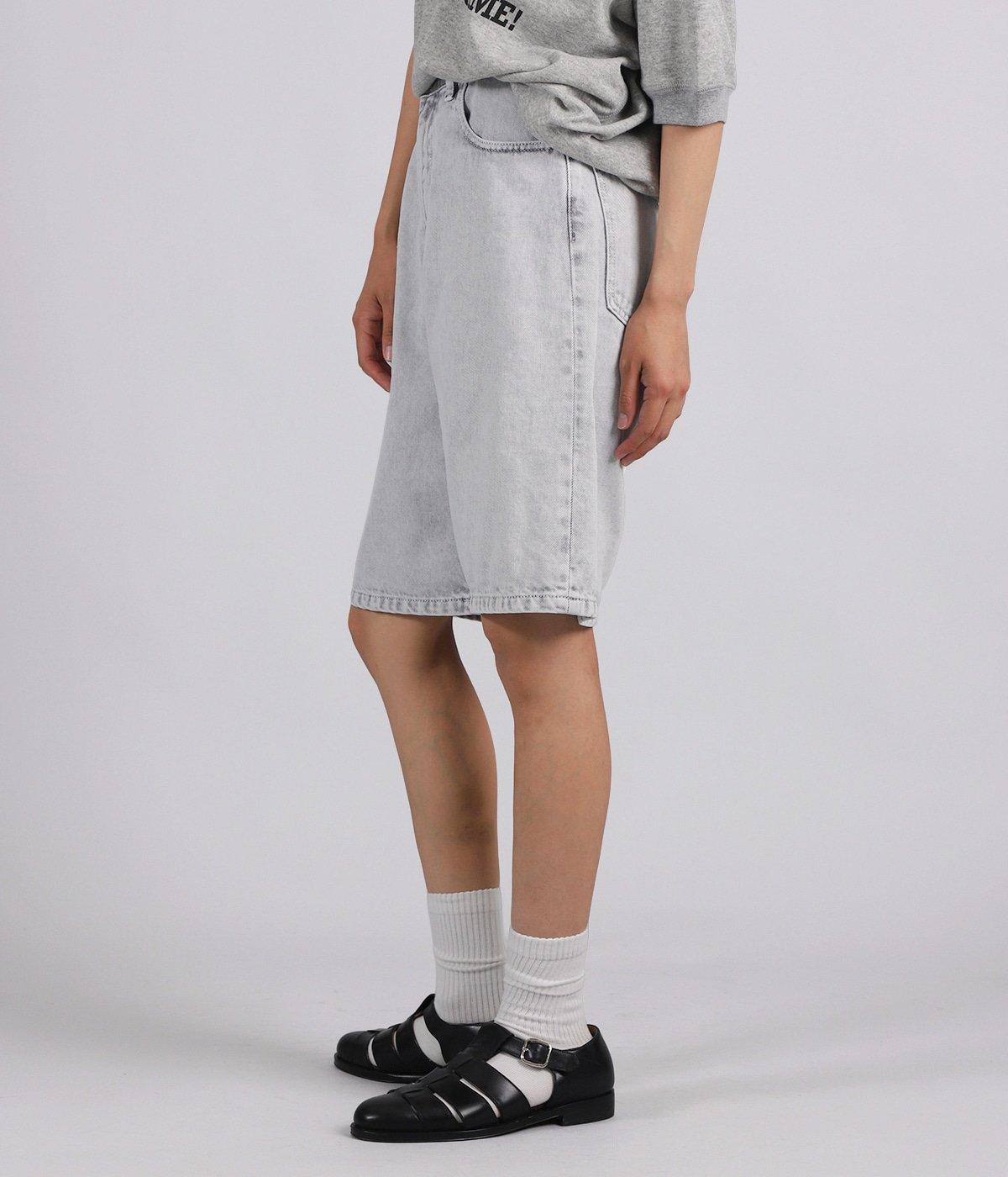 model（162cm） 着用サイズ：XS